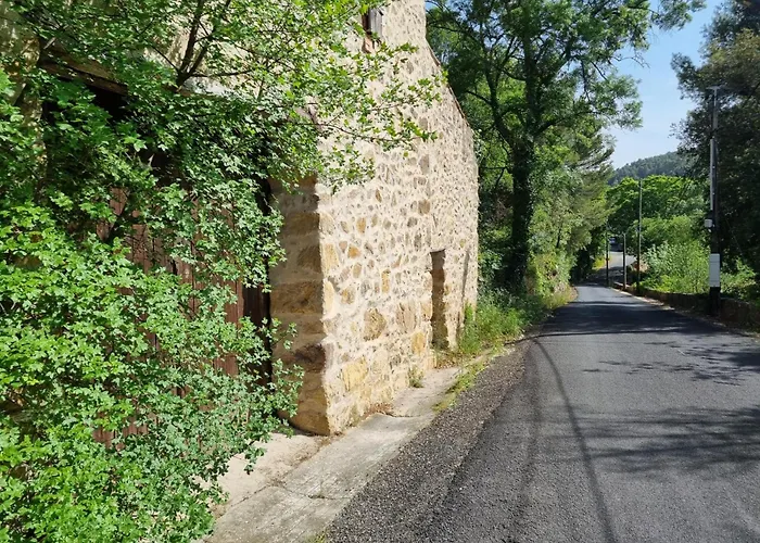 Casa de Férias La Roche 12 Aigues-Vives (Herault)