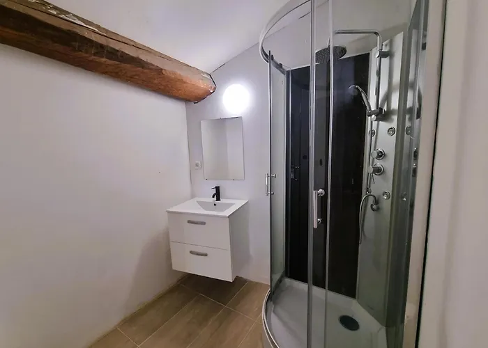 La Roche 12 Casa de Férias Aigues-Vives (Herault)